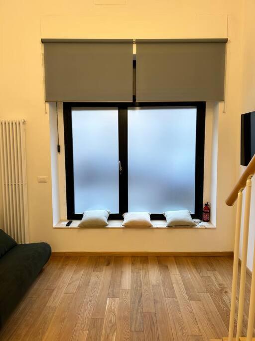 Stella Loft Apartment Милано Екстериор снимка