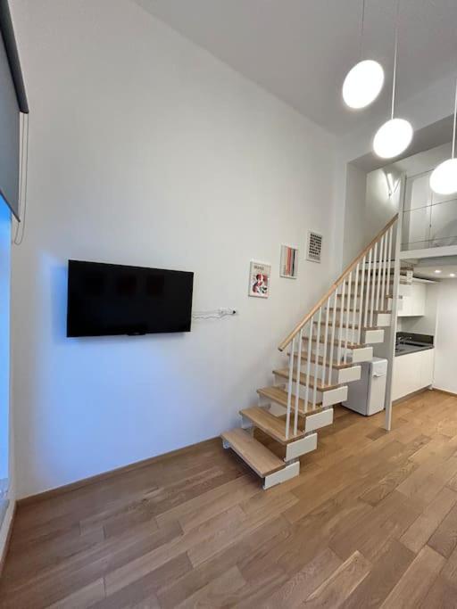 Stella Loft Apartment Милано Екстериор снимка