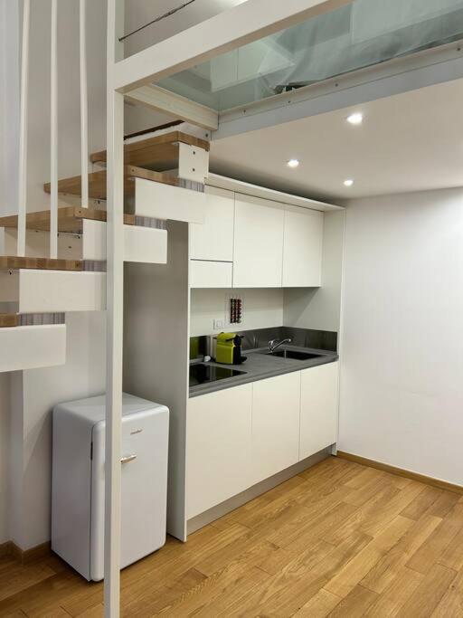 Stella Loft Apartment Милано Екстериор снимка